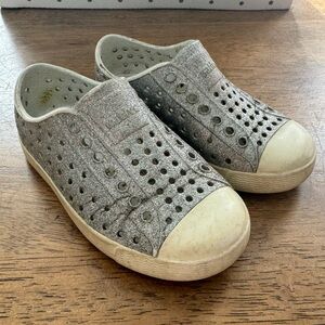 Native Jefferson Bling Glitter Size C8 Shoes